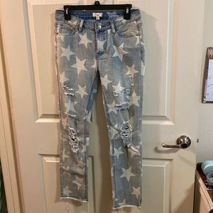 Comfy and cute Easel skinny jeans. Size small.